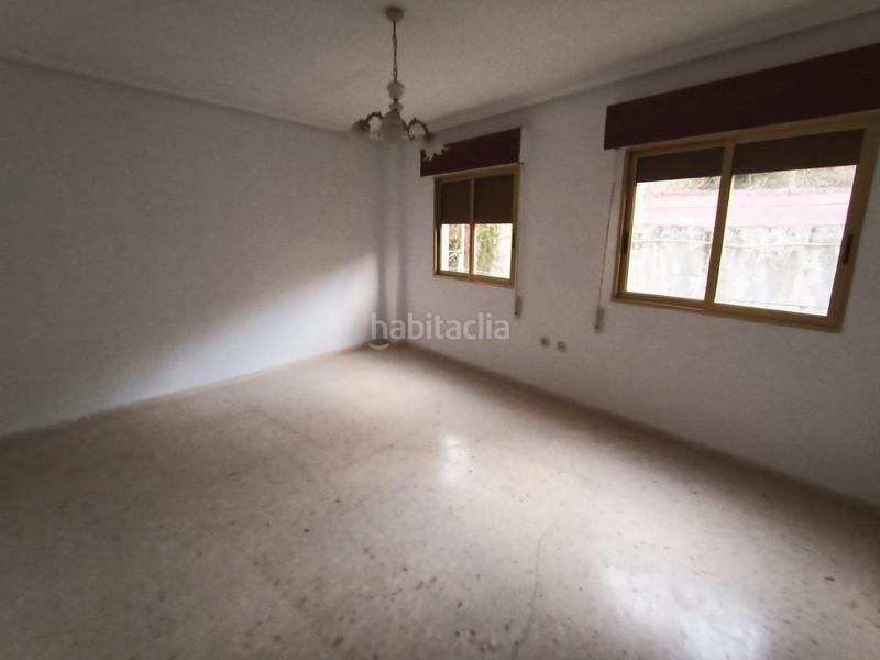 Foto 5c03fd0f-22f7-4879-81b9-2df3e81ed399. Edificio  en venta para inversores en Relleu