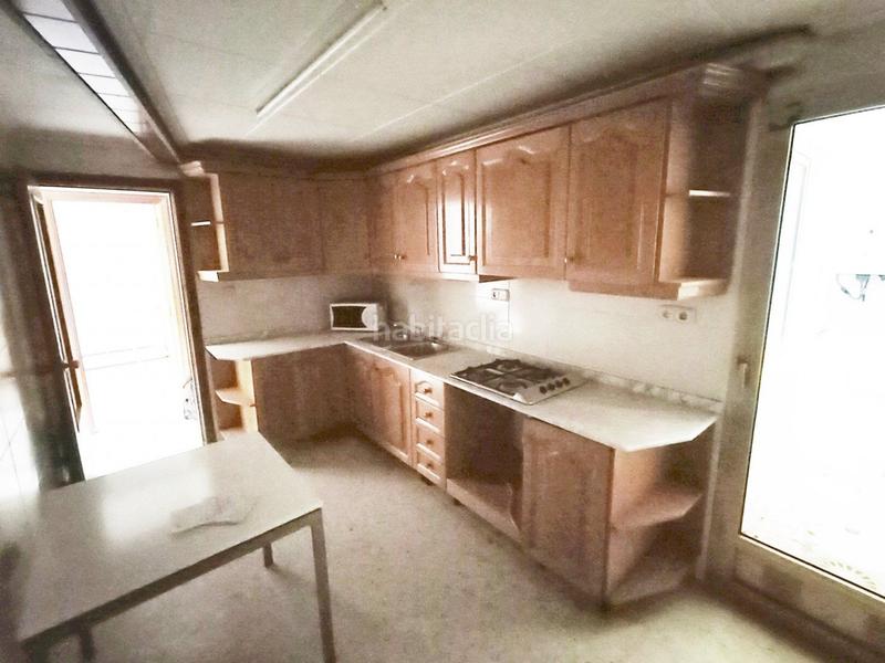 Foto 80d20c9d-d69a-488e-af12-407f08a53fd7. Edificio  en venta para inversores en Relleu