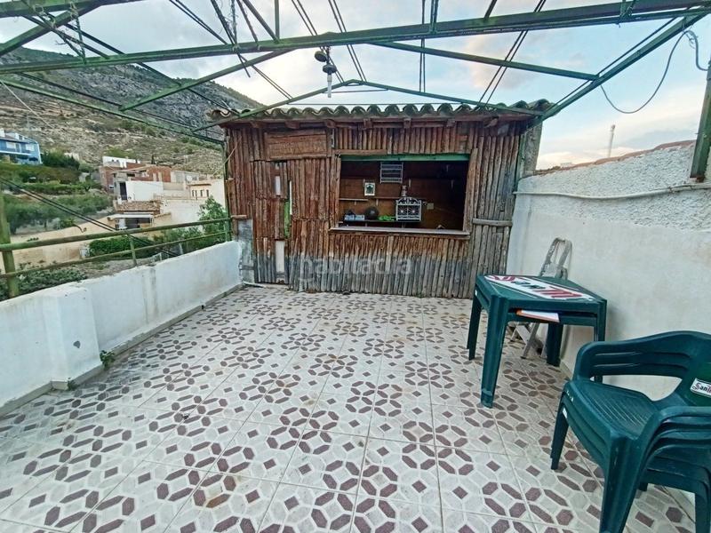 Foto e0a3d488-bb50-4629-a172-614293bee414. Edificio  en venta para inversores en Relleu