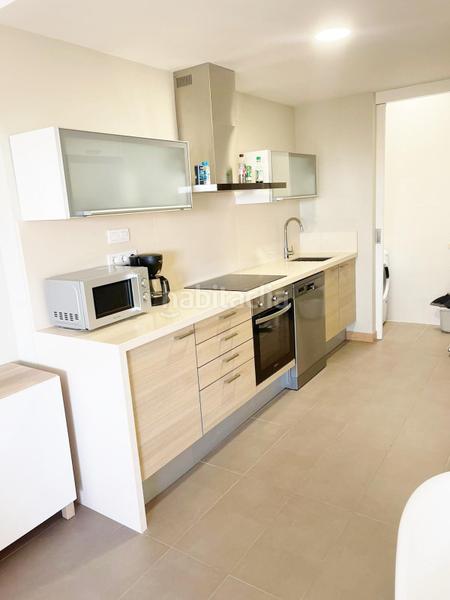 Foto da40c43e-d6bd-44e5-ae03-400d40723beb. Pis amb calefacció aparcament piscina a Los Arenales del Sol Elche / Elx