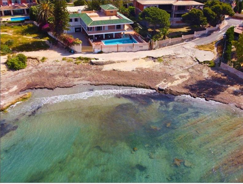 Foto 6f0082d1-5db6-4d7b-abe3-6194606a0767. Chalet con riscaldamento parcheggio piscina in Cabo de las Huertas Alicante