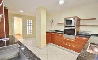 Location Appartement à Ensanche-Diputación. Maravillosa vivienda junto al corte inglés. ahora en oferta. llá