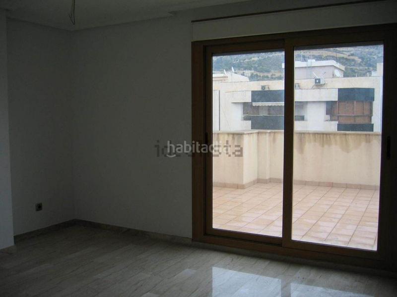 Foto 5cfe58ff-e735-4746-9e21-6b220c5daf60. Àtic amb calefacció aparcament a Barrio del Centro Alicante