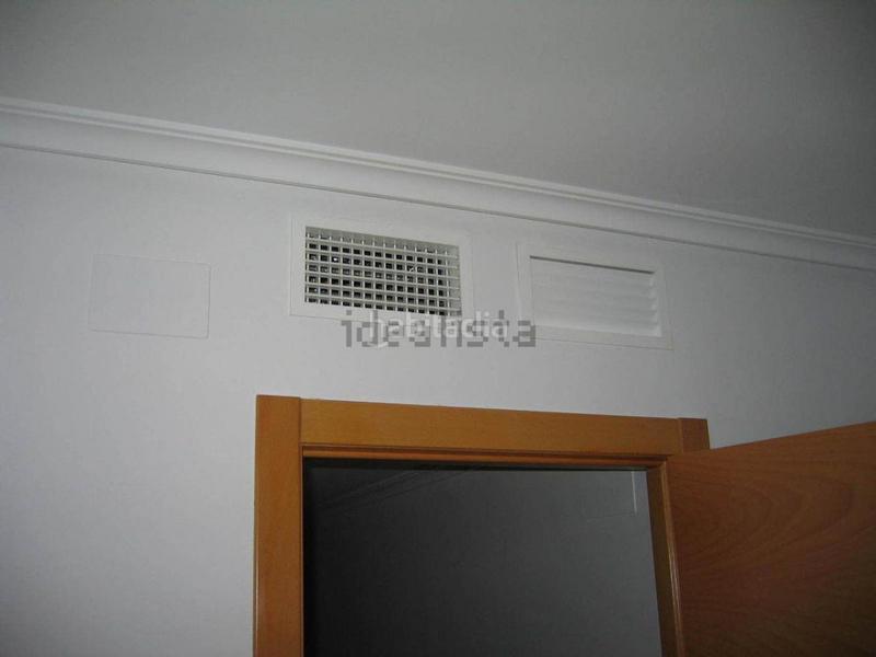 Foto bd72961a-8577-4567-8118-b4c5406bb8f7. Àtic amb calefacció aparcament a Barrio del Centro Alicante