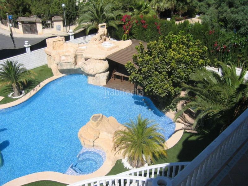 Foto 5f3de3e5-95af-4a57-b7e4-ac11ebbfb7a4. Xalet amb calefacció piscina a Vistahermosa Alicante