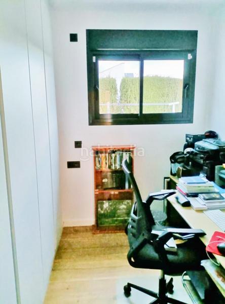 Foto 4ebdee45-5eda-4f25-81ee-d93707e04efc. Chalet vive en el lujo y la comodidad! espectacular chalet obra nueva en esquina con piscina, tecnología avanzada y amplios espacios en s en Sant Vicent del Raspeig
