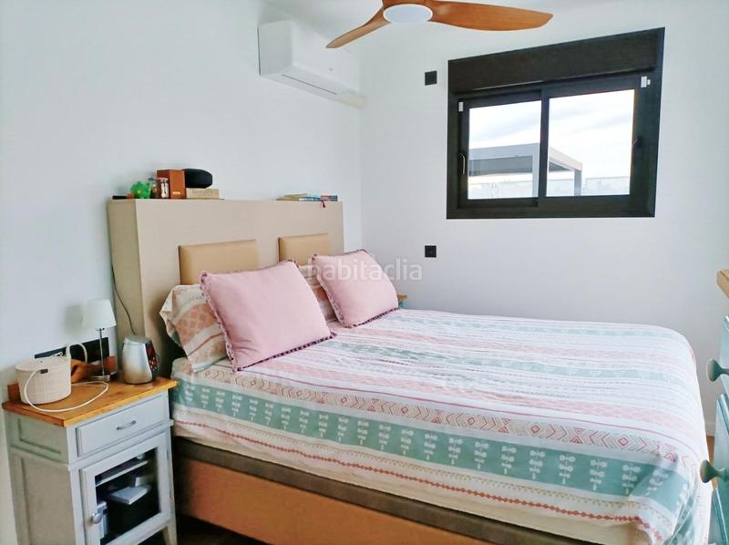 Foto ad807008-99f9-455a-beac-b863ca803cbb. Chalet vive en el lujo y la comodidad! espectacular chalet obra nueva en esquina con piscina, tecnología avanzada y amplios espacios en s en Sant Vicent del Raspeig