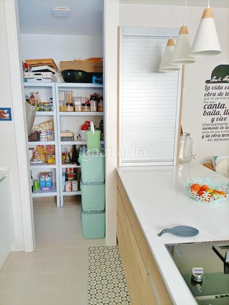 Foto cc54df6c-9085-44da-b24e-192be2c55618. Chalet vive en el lujo y la comodidad! espectacular chalet obra nueva en esquina con piscina, tecnología avanzada y amplios espacios en s en Sant Vicent del Raspeig