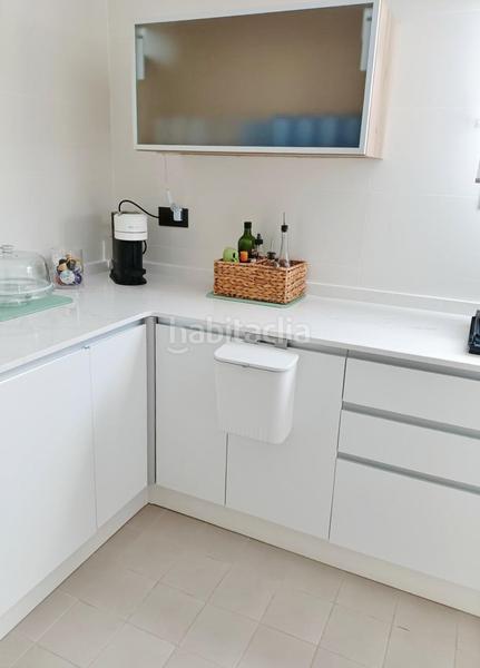 Foto e2a068b4-82fc-4b9f-9be0-e5aa626c5820. Chalet vive en el lujo y la comodidad! espectacular chalet obra nueva en esquina con piscina, tecnología avanzada y amplios espacios en s en Sant Vicent del Raspeig