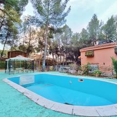 Xalet a Tibi. Magnífico chalet en finca terol con parcela urbana