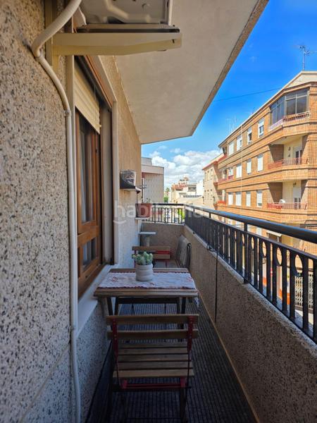 Foto de486fb7-4483-4fb3-85b5-2410cf7b67b3. Pis amb calefacció a Almoradí