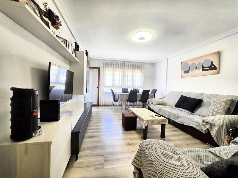 Foto e953a665-ac8f-4560-9398-acd09a1882a8. Pis amb calefacció a Almoradí