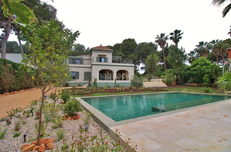 Foto 15677803-4d7a-4d22-8bd4-ab840b98b3cd. Chalet mit parking pool in Las Rotas / Les Rotes Dénia