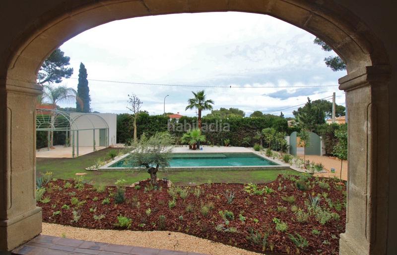 Foto 530274ed-cc15-42ce-9e64-190b584cc368. Chalet mit parking pool in Las Rotas / Les Rotes Dénia