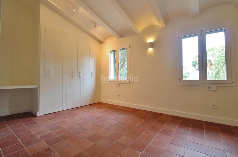 Foto a52b34ad-53b3-4a9d-b922-f854db001f94. Chalet mit parking pool in Las Rotas / Les Rotes Dénia