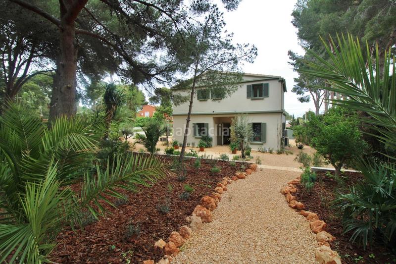 Foto c63187b5-ef05-4c96-90bc-31bc44b41d11. Chalet mit parking pool in Las Rotas / Les Rotes Dénia