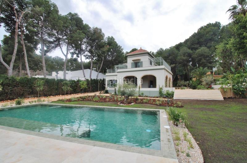 Foto e3933ee2-c93e-4d13-aef1-61f004f8c585. Chalet mit parking pool in Las Rotas / Les Rotes Dénia