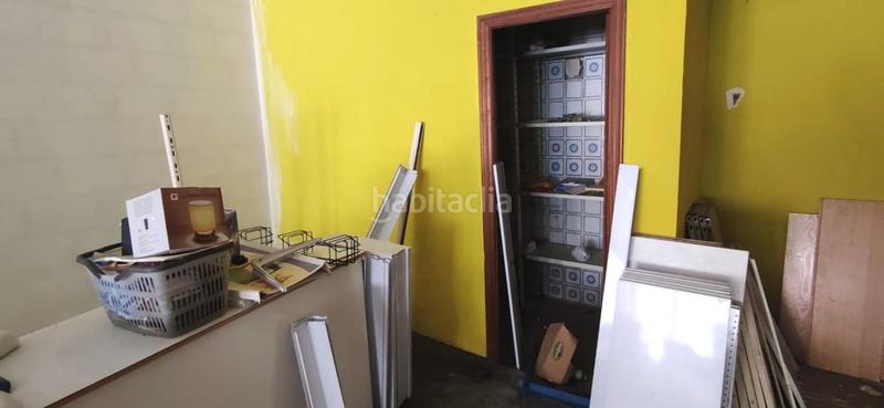 Foto 5dbd4d2f-e6d6-4da8-83b3-71157b0956fa. Local comercial local en buena zona del campello en Campello (el)