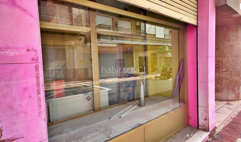 Foto d5f184c0-9c73-46a9-bb1b-1ee576cfe5f1. Local comercial local en buena zona del campello en Campello (el)