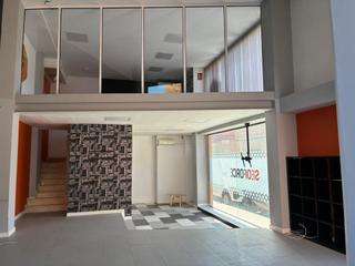 Local commercial  Calle ingeniero sanchiz pujalte. Sensacional local comercial !!!!! ahora rebajado