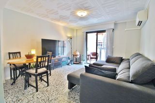 Flat  Calle del pinoso. Oportunidad única de inversión en alicante! piso en venta en cal