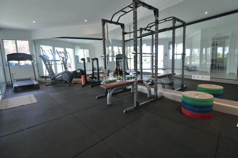 Foto 90752b3f-2349-4575-ba2e-7ba533c77ee3. Chalet mit heizung parking pool in Centro Elche / Elx