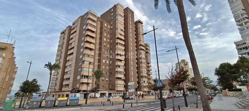 Foto b28339c8-6bb3-4bd7-96fd-78a77be89cbd. Pis amb aparcament a Campello Playa Campello (el)