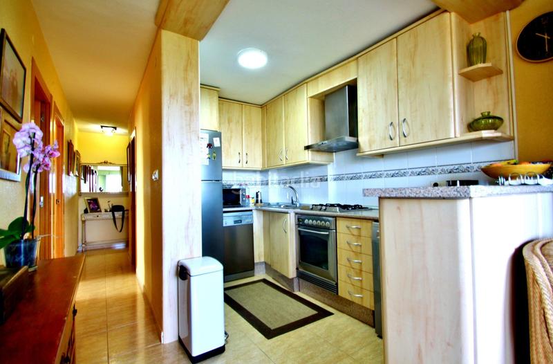 Foto 94a6eac4-9c98-4dde-9632-8742527e4131. Apartamento luminoso piso en venta en avenida de oviedo en Alicante