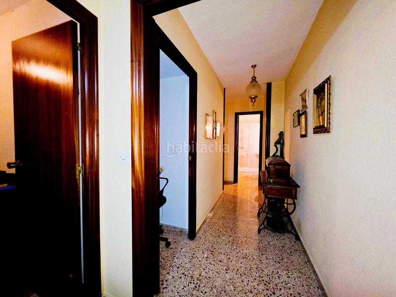 Foto 69e444bc-3a1d-4282-9008-596321230e1b. Pis amb aparcament a Carolinas Altas Alicante