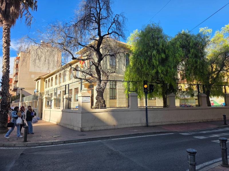 Foto 93a9ff71-9be5-4b8f-be45-6652d921c87a. Pis amb aparcament a Carolinas Altas Alicante