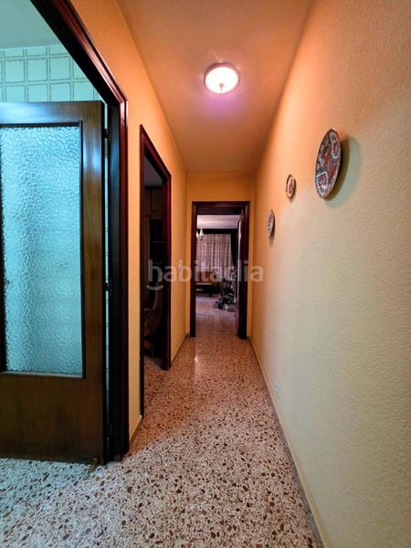 Foto b625ab4e-12f7-45eb-8b19-2b1337aa7ea6. Pis amb aparcament a Carolinas Altas Alicante