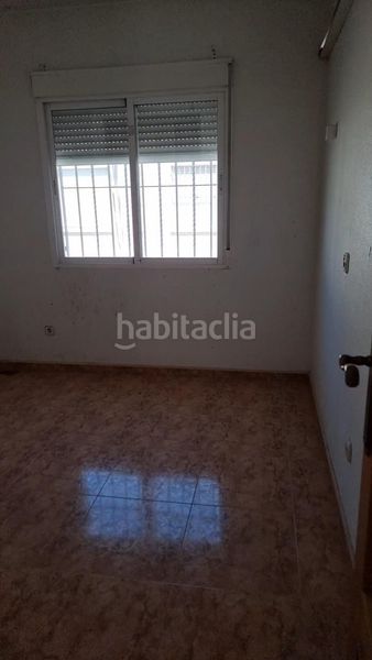 Foto ce08a8ad-2a32-4a1b-bb61-de282808e4d6. Casa adossada amb aparcament a El Esparragal Murcia