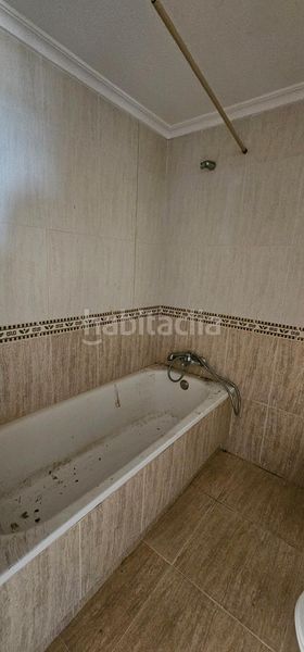 Foto 0bed30aa-f9f6-44f5-9fc4-ae31fb75b1c5. Apartamento  en urbanización privada con pistas deportivas, piscina y preciosos jardines en Manga del Mar Menor (La)