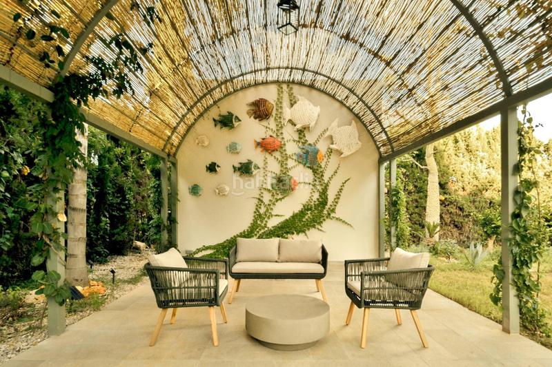 Foto 5dd2cce5-e7b9-4bff-b233-6eb049662233. Chalet mit parking pool in Las Rotas / Les Rotes Dénia