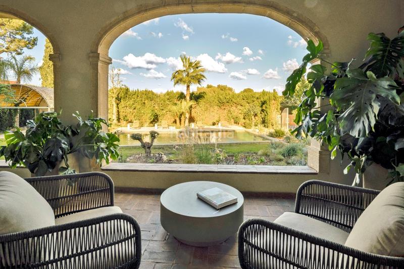 Foto eea70bd2-ffb3-40ef-944c-c87b69a3aa5c. Chalet mit parking pool in Las Rotas / Les Rotes Dénia