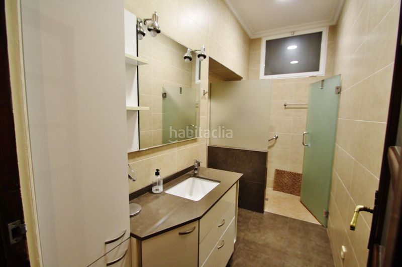 Foto 4e77f13a-4788-48ad-8574-89f4134553e6. Casa amb aparcament a Cocentaina