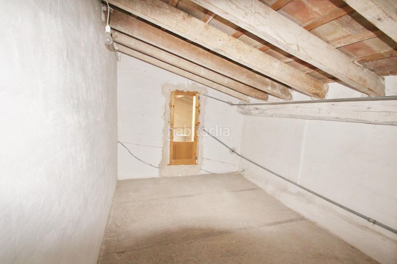 Foto fe9a9a95-1777-49e9-89a5-88f17bf1d8b5. Casa amb aparcament a Cocentaina