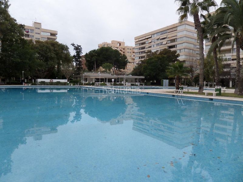 Foto 9b328421-503d-453a-aa2d-c443c8ffcd77. Pis amb calefacció aparcament piscina a Playa de San Juan Alicante