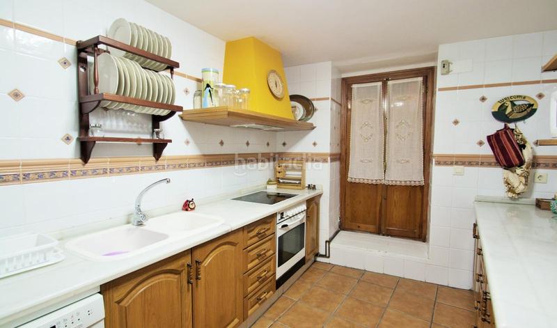 Foto f4a4fbad-903f-4550-b536-3925c1fc4ea7. Casa amb calefacció a Biar