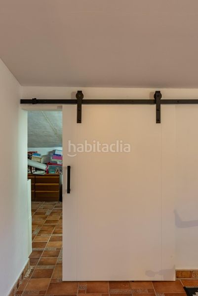 Foto 66899396-b2c2-4b64-a3ba-7d69594a4372. Xalet amb aparcament piscina a Castalla