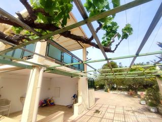 Xalet a Ibi. Chalet con encanto en plena naturaleza junto a ibi, con gran fin