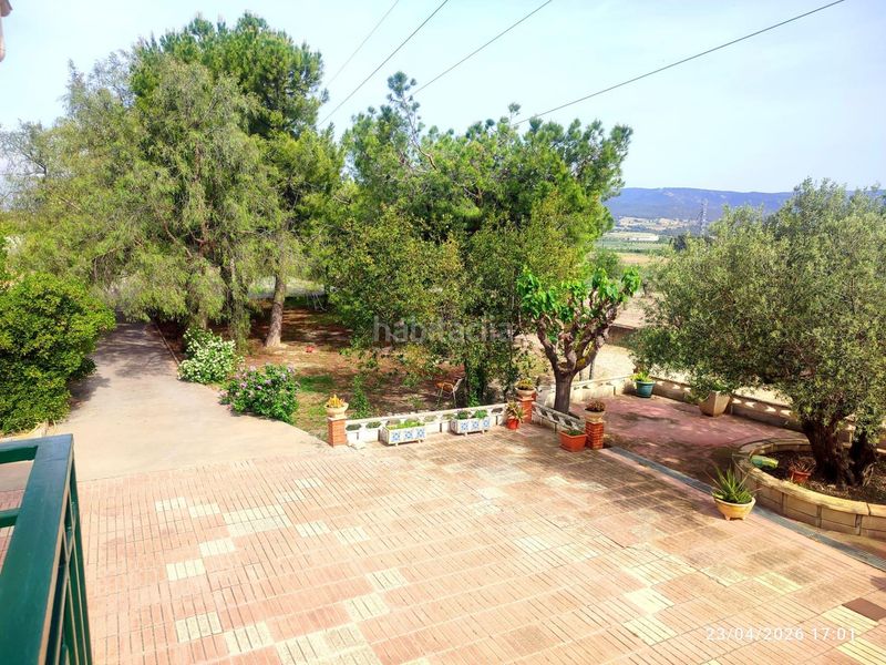 Foto c008cfda-fade-4946-9740-88f64fae3a88. Xalet amb aparcament piscina a Ibi