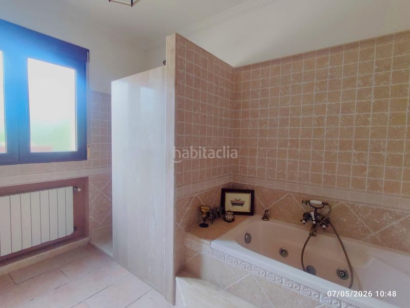 Foto 95b8a7bd-824b-4743-82b9-4e1431b0e944. Xalet amb aparcament piscina a Castalla