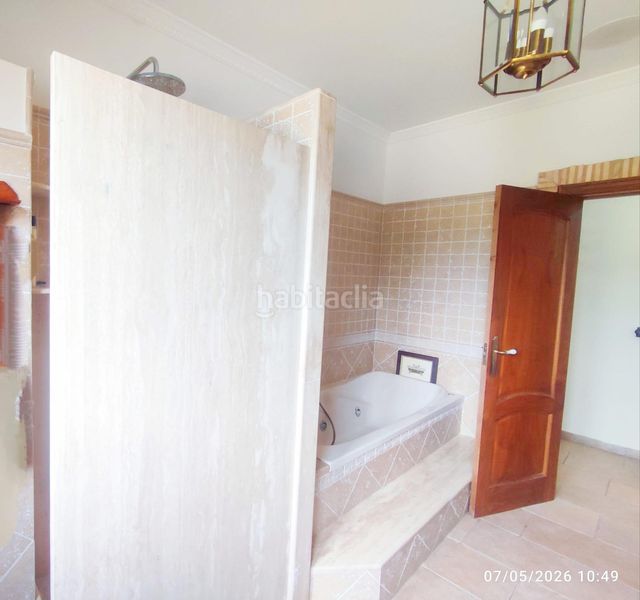 Foto dc6b021e-b188-4bd9-9d5b-840542761a87. Xalet amb aparcament piscina a Castalla