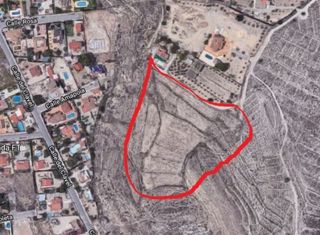 Terrain résidentiel à La Huerta. Parcela rústica en la partida collado de muchamiel con posibilid