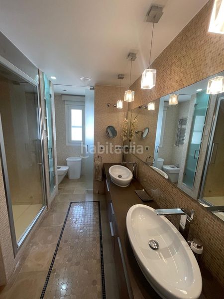 Foto 2ad75e5d-6718-4139-88c5-e443bc17cc94. Rent chalet with heating parking pool in Los Arenales del Sol Elche / Elx