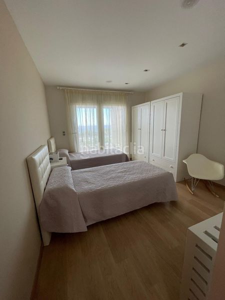 Foto 30bbfc01-9757-400e-806a-db97a907920c. Rent chalet with heating parking pool in Los Arenales del Sol Elche / Elx