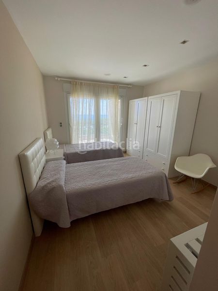 Foto 74545371-fcad-4d20-b06f-685545e68da6. Rent chalet with heating parking pool in Los Arenales del Sol Elche / Elx
