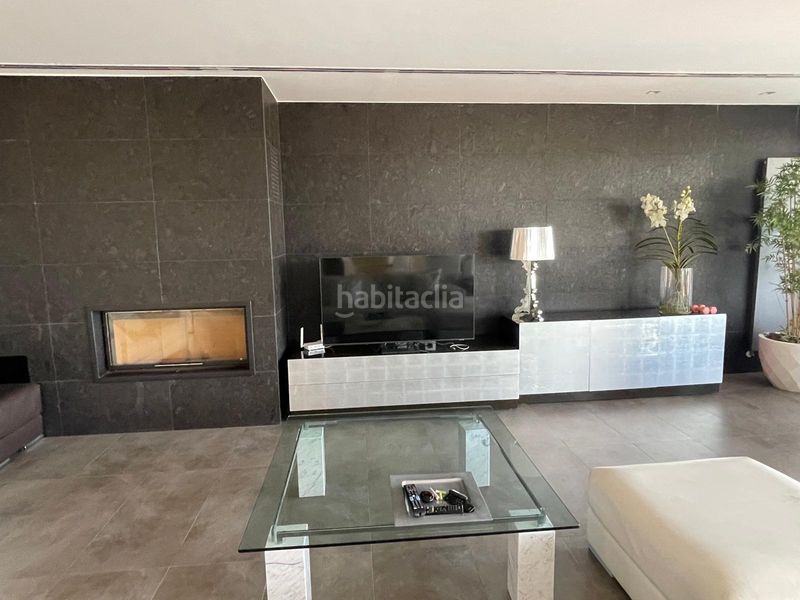 Foto ae8a0caa-3de3-44c9-b72e-aebf884418e6. Rent chalet with heating parking pool in Los Arenales del Sol Elche / Elx