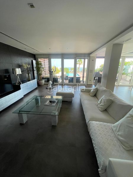 Foto df484d80-7944-4112-b3e4-9907111f9ba4. Rent chalet with heating parking pool in Los Arenales del Sol Elche / Elx